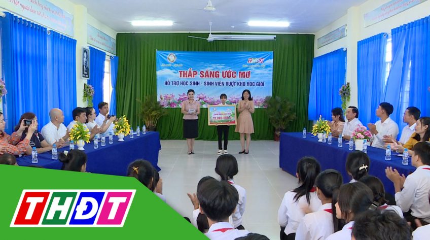 Thắp sáng ước mơ - 22/12/2023: Học sinh Bùi Thị Minh Thư