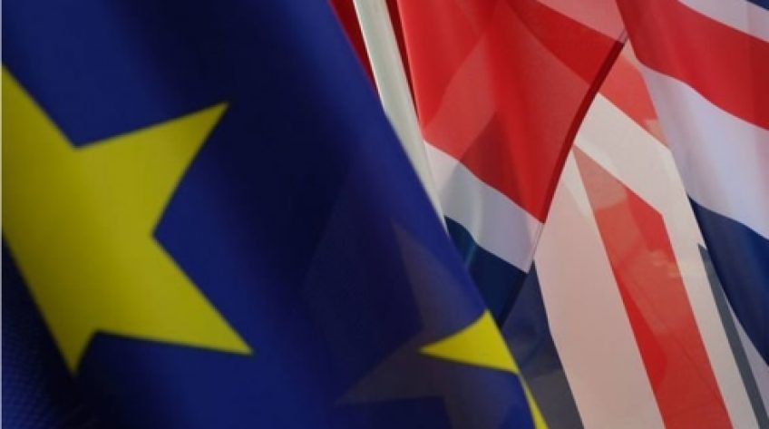 EU lùi thời hạn Brexit đến cuối tháng 10